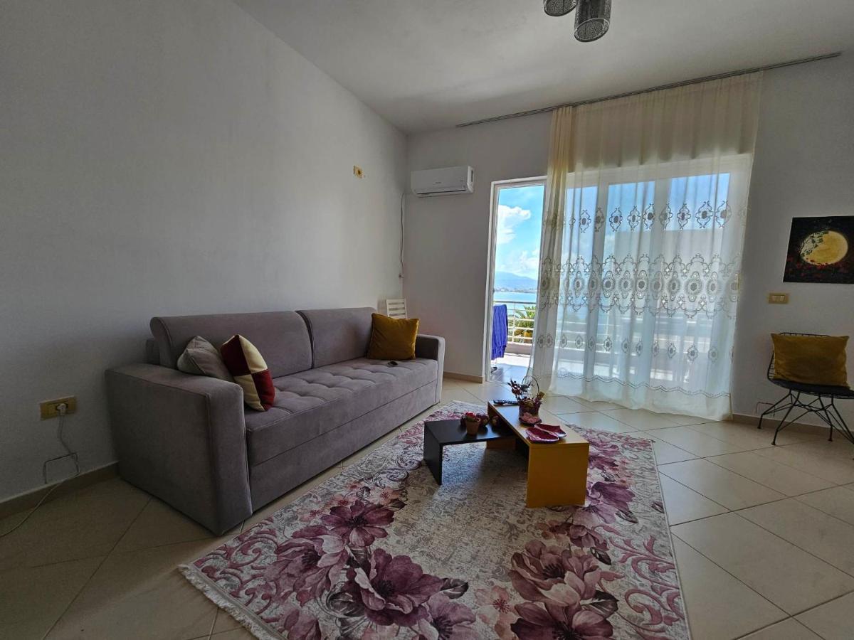 Sunshine Apartment Sarandë エクステリア 写真